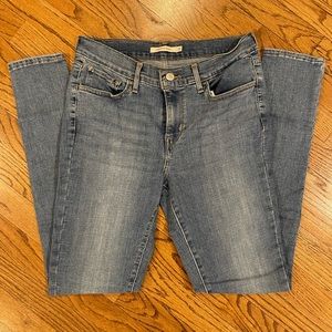 EUC Levi’s 710 Super Skinny (Size 30)